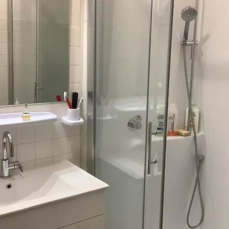 Privee Marmande Centre Ville Bed & Breakfast